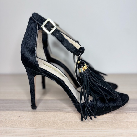 Louise et Cie Women's Tassel Heel - Picture 1 of 4